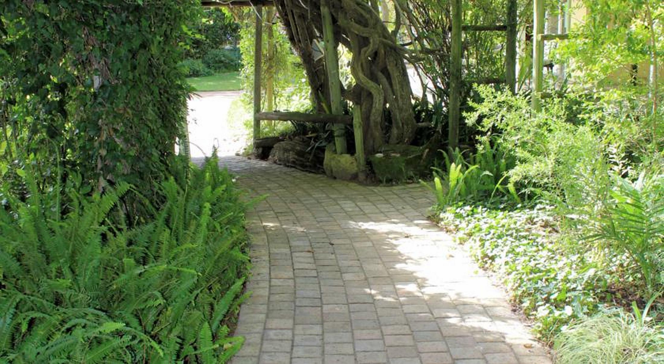 Hacklewood Hill Country House Port Elizabeth Exterior photo